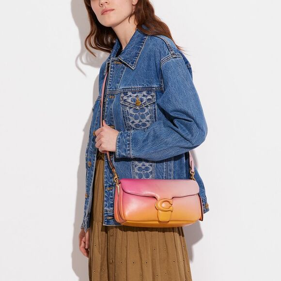 ALMOST PERFECT Coach Pillow Tabby Shoulder Bag 26 With Ombre - Picture 5 of 8